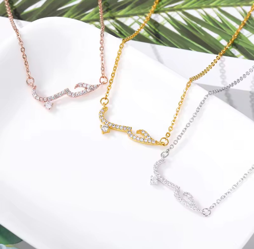 ✨ Or Oriental – Déclaration dorée
